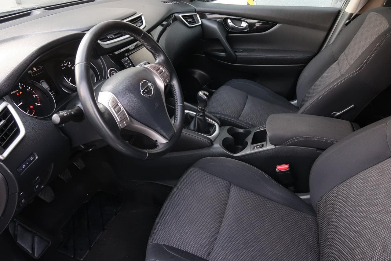 2015 Nissan QASHQAI - 17
