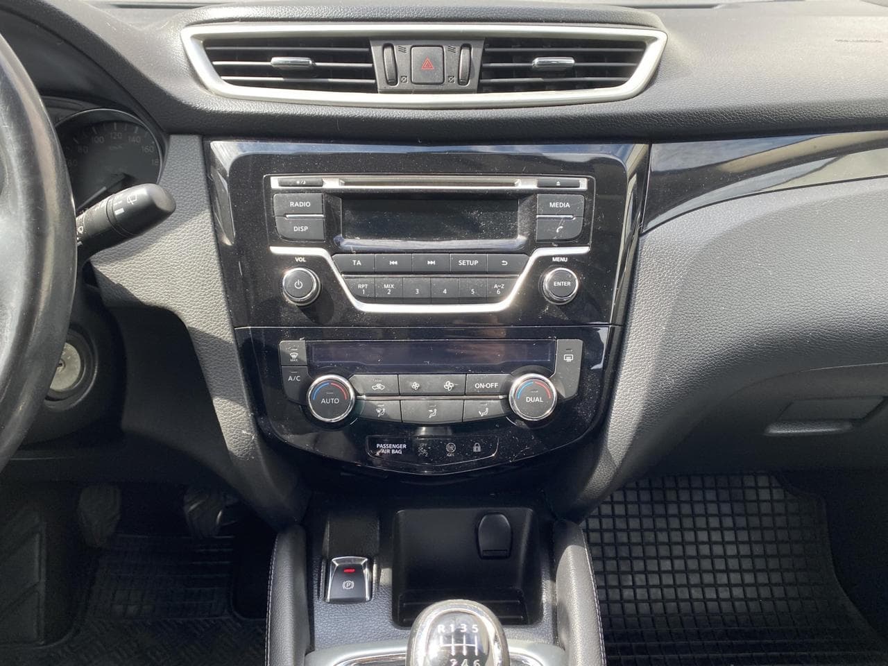 2017 Nissan QASHQAI - 18