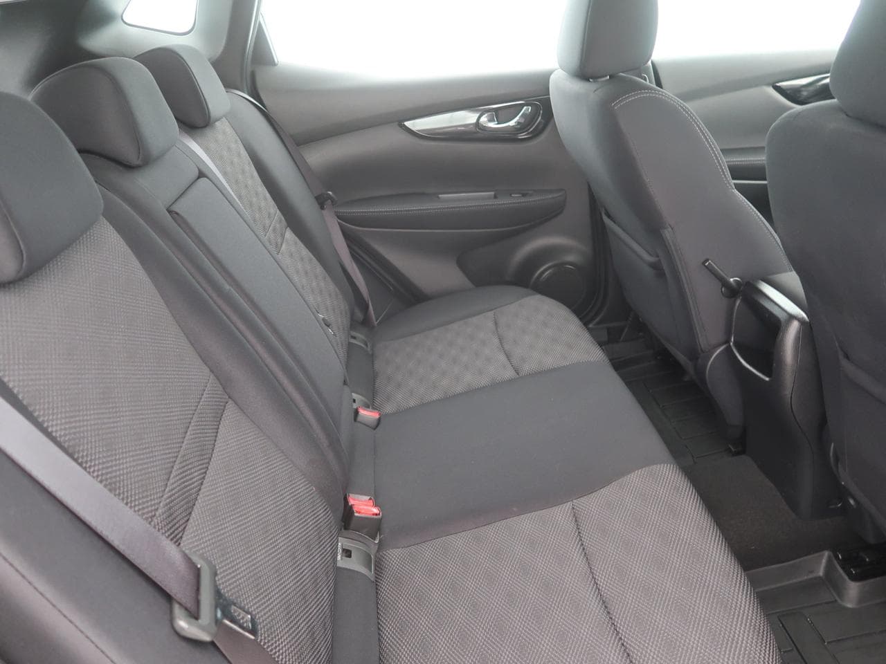 2015 Nissan QASHQAI - 13
