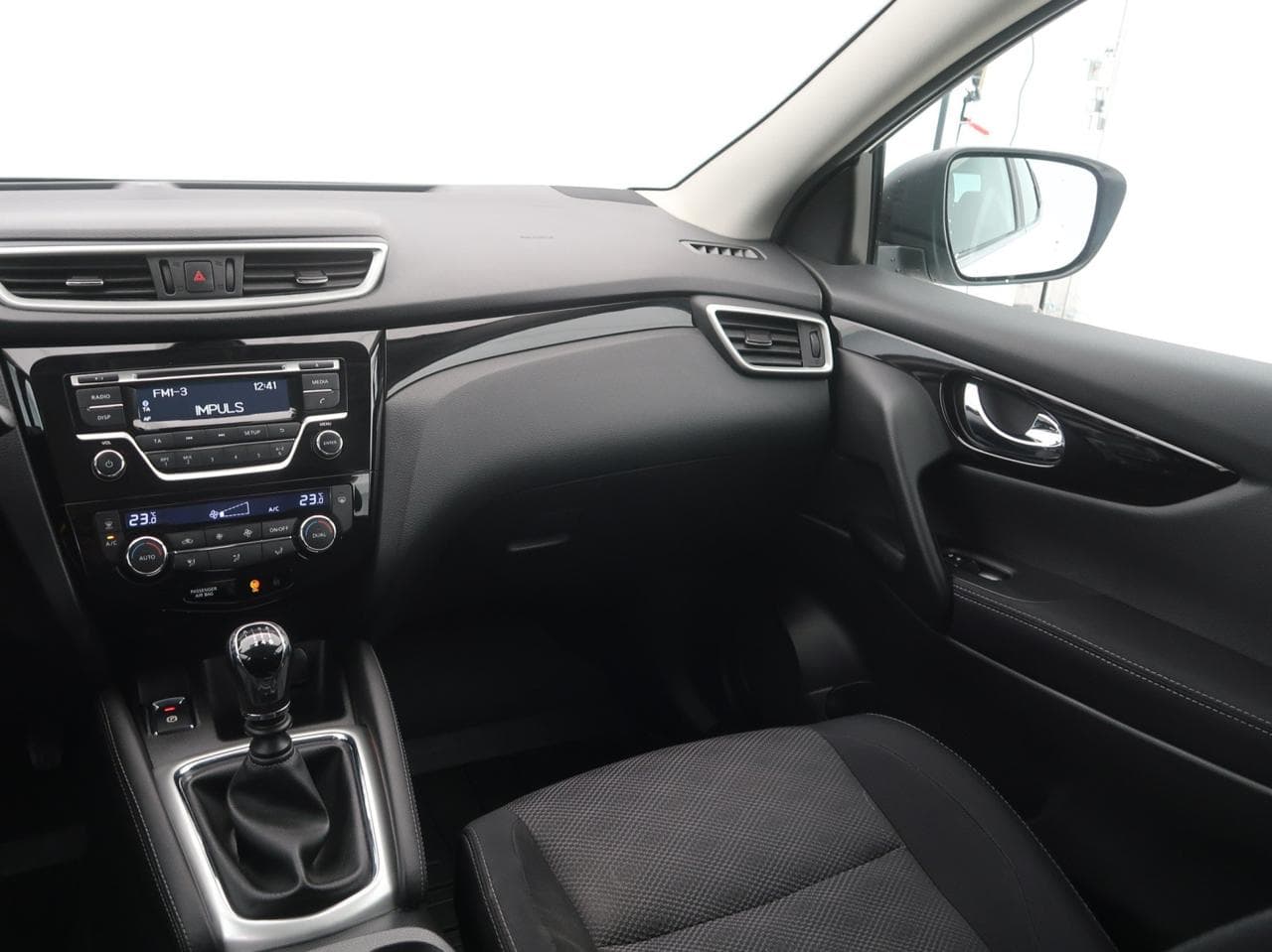 2015 Nissan QASHQAI - 11