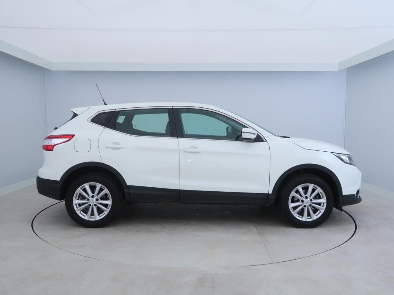 2015 Nissan QASHQAI - 8