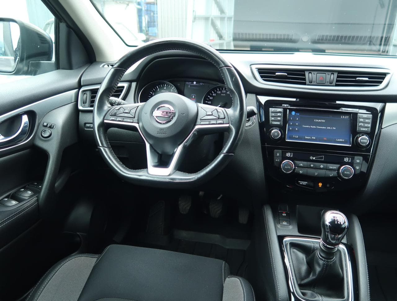 2018 Nissan QASHQAI - 9