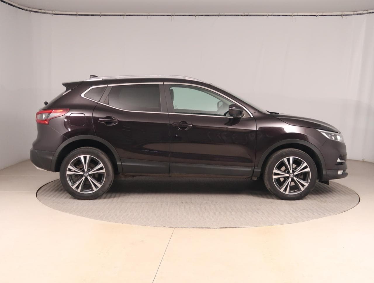 2018 Nissan QASHQAI - 8