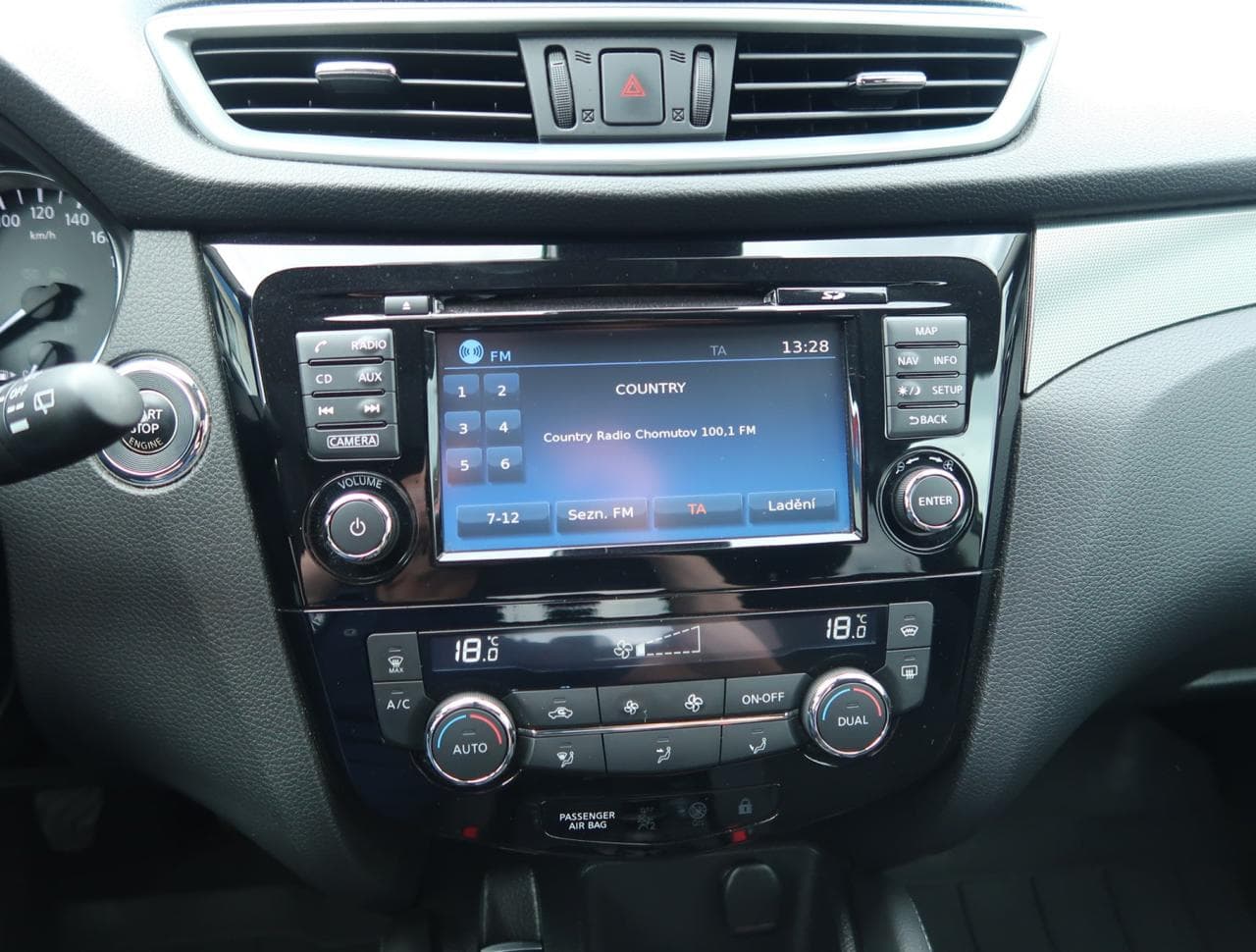 2018 Nissan QASHQAI - 18