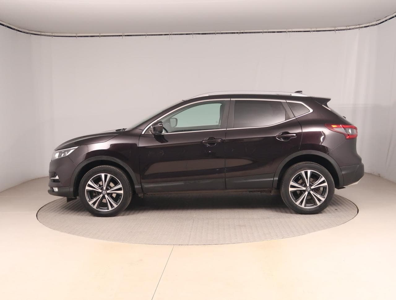 2018 Nissan QASHQAI - 4
