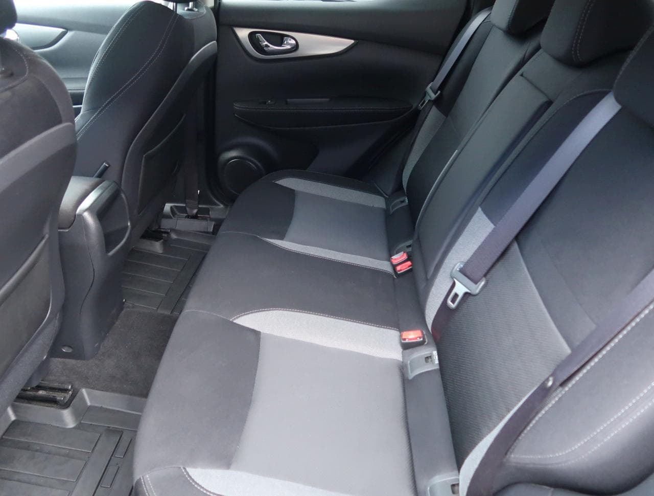 2018 Nissan QASHQAI - 15