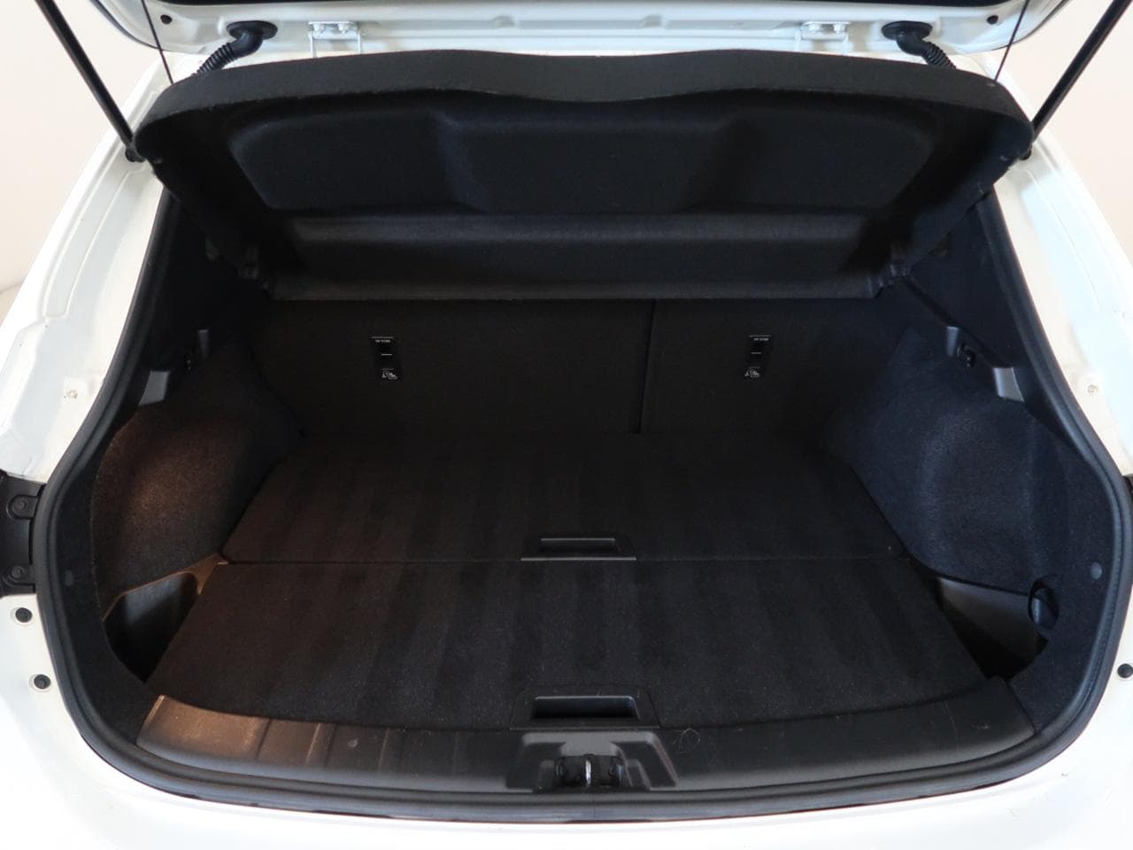2016 Nissan QASHQAI - 19
