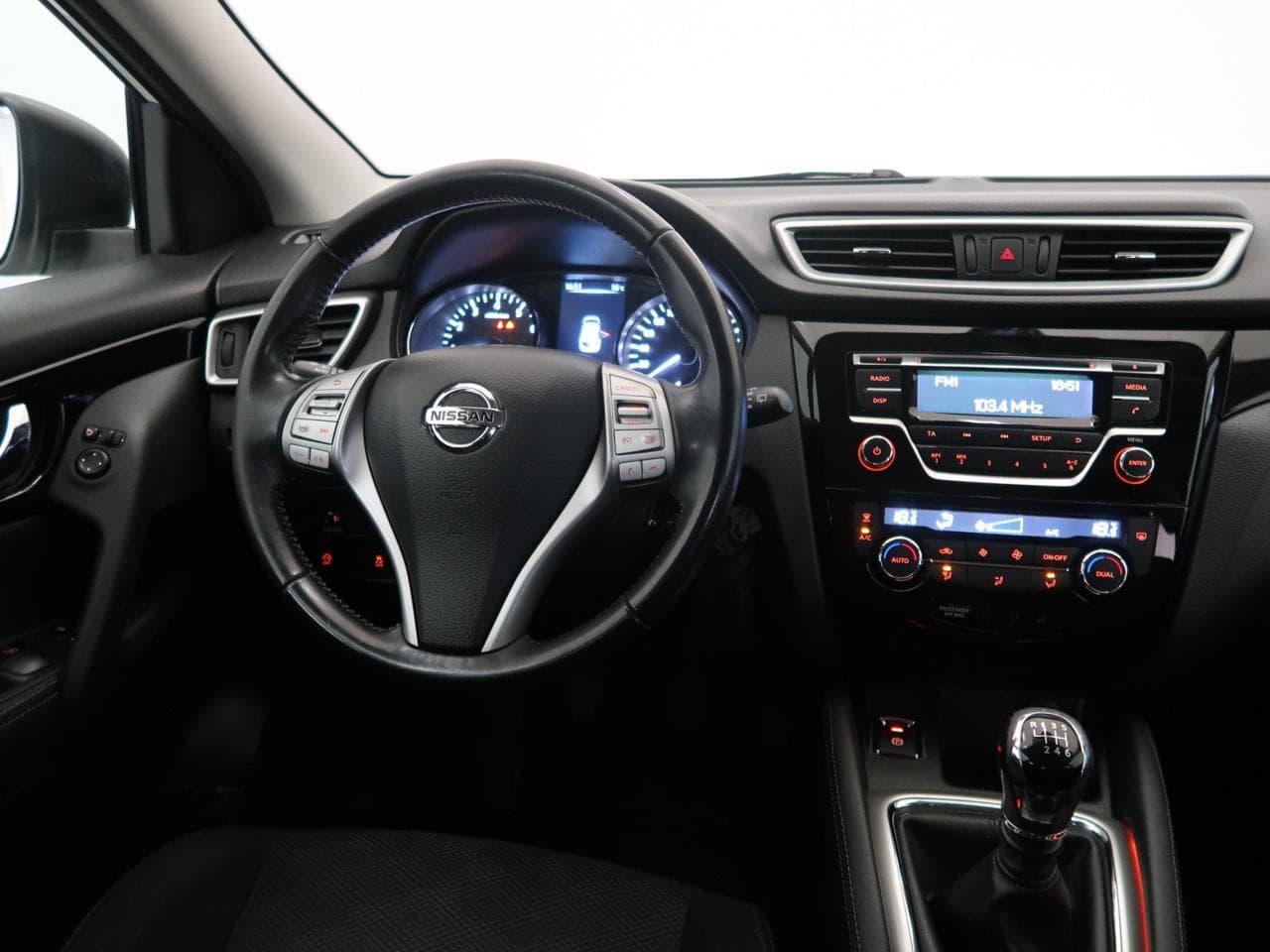 2016 Nissan QASHQAI - 9
