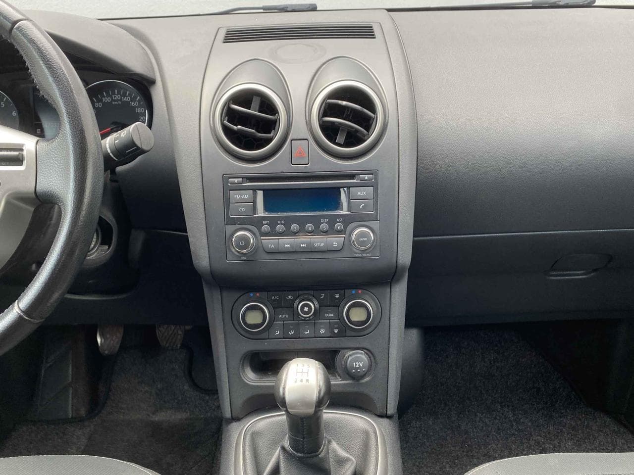 2011 Nissan QASHQAI - 23