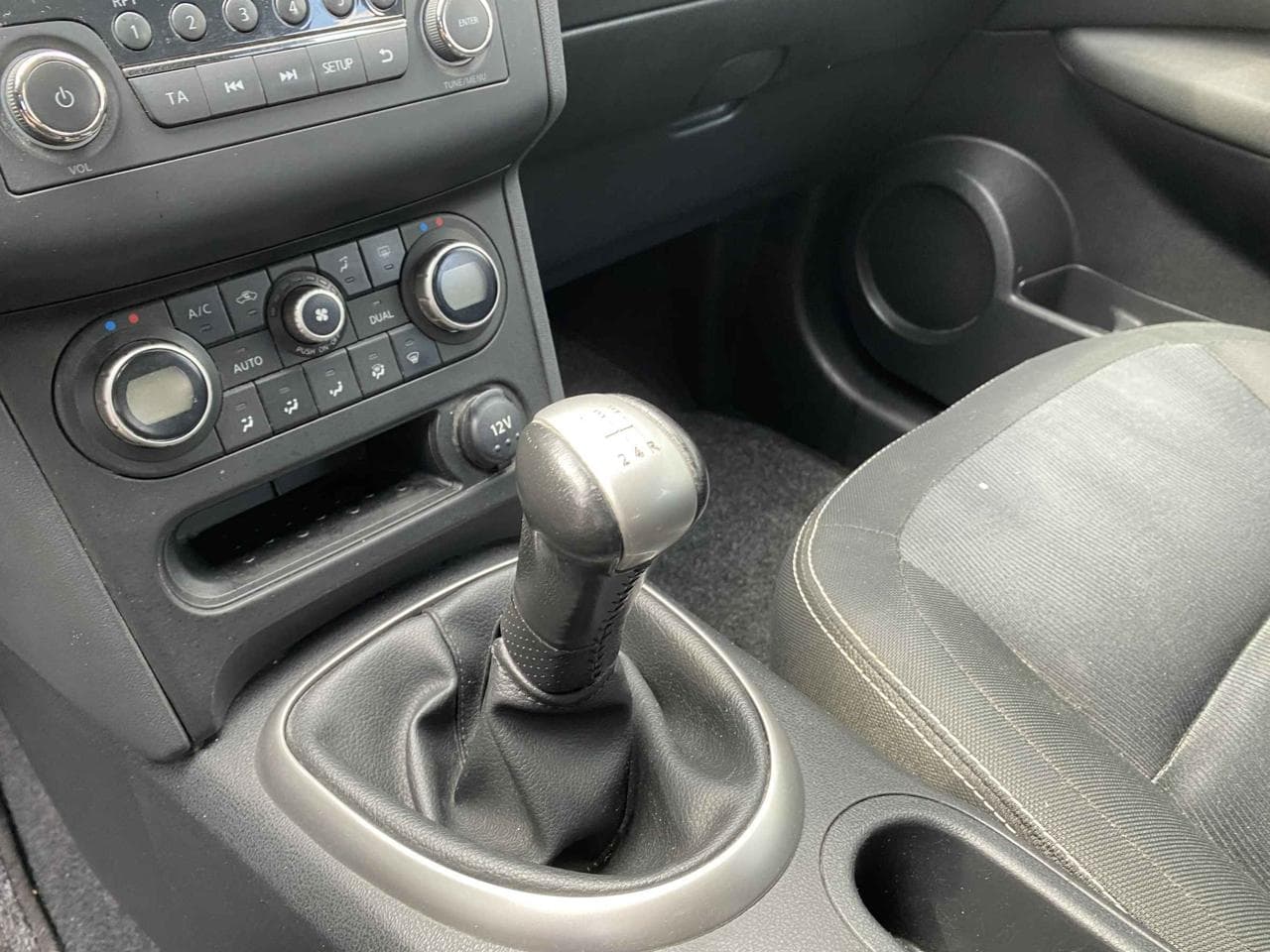 2011 Nissan QASHQAI - 29