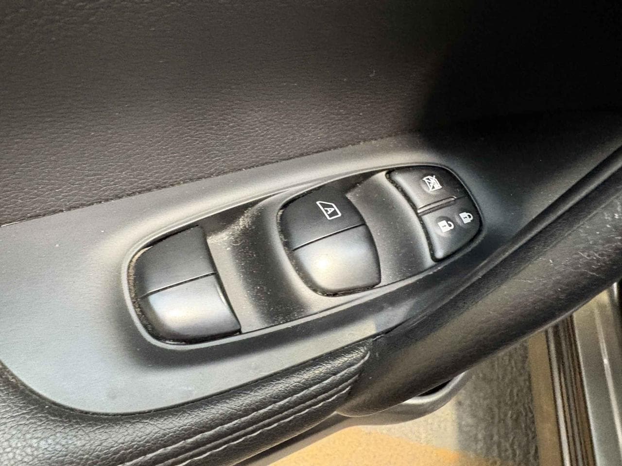2014 Nissan QASHQAI - 12