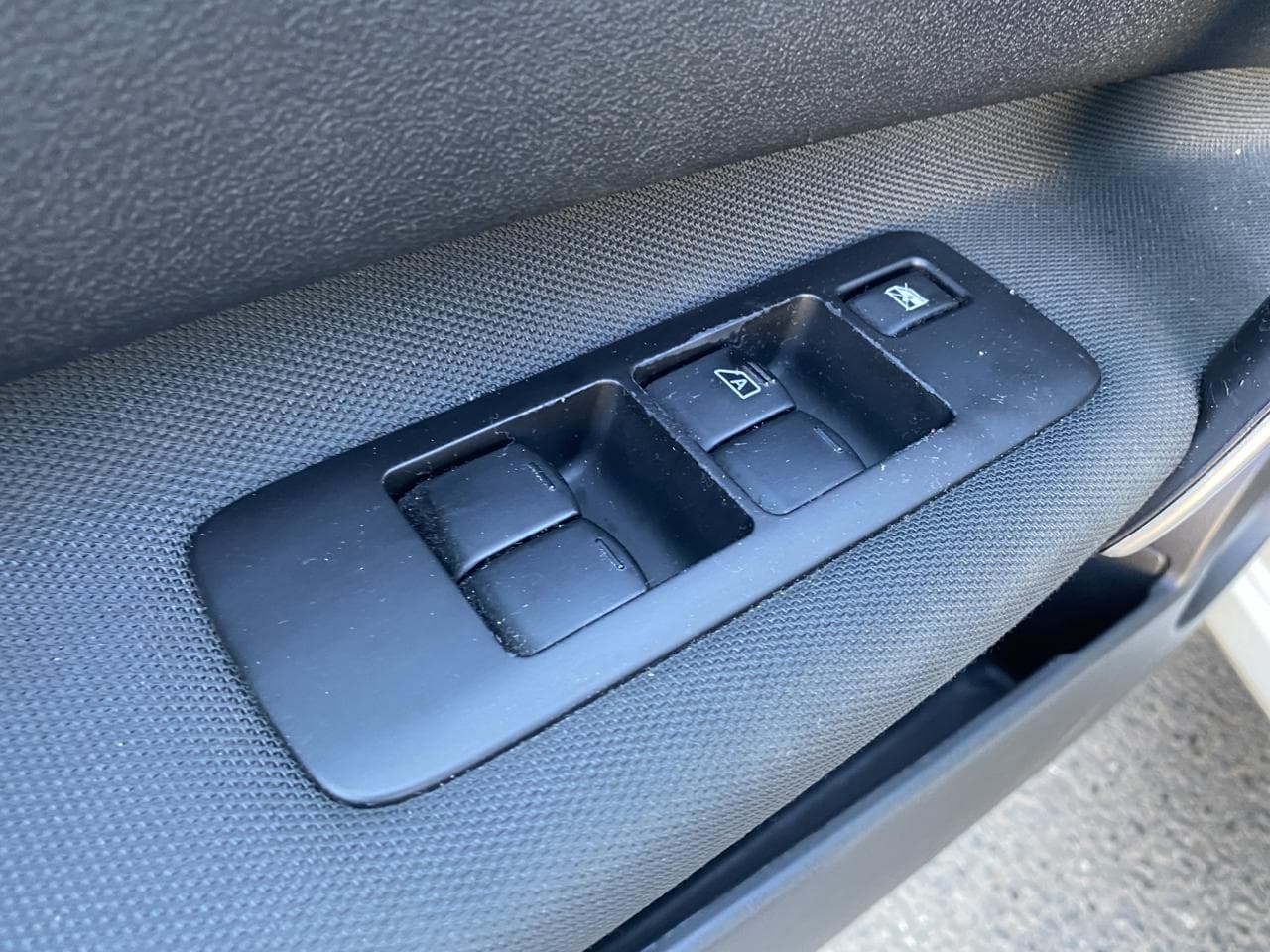 2012 Nissan QASHQAI - 25