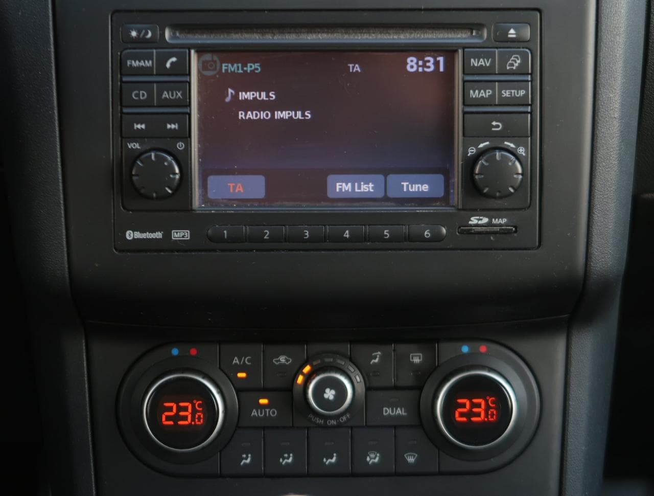 2014 Nissan QASHQAI - 18