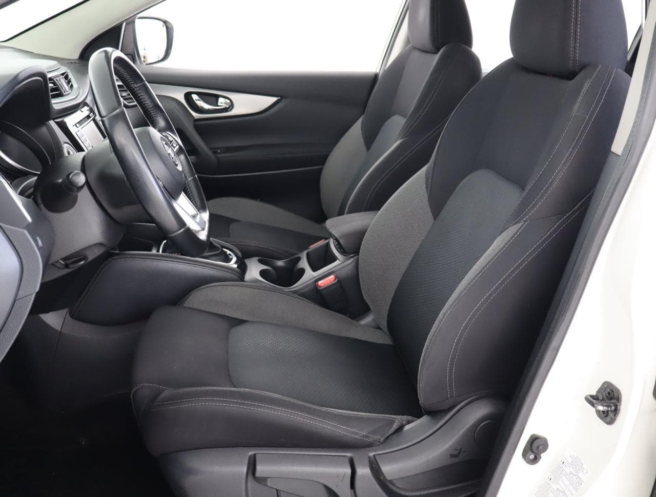 2018 Nissan QASHQAI - 16