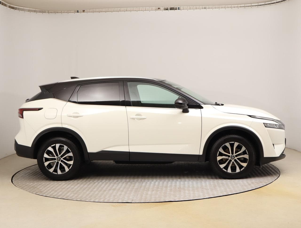 2023 Nissan QASHQAI - 13
