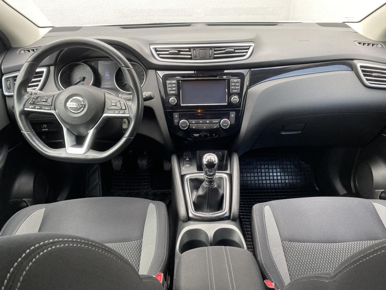 2018 Nissan QASHQAI - 11