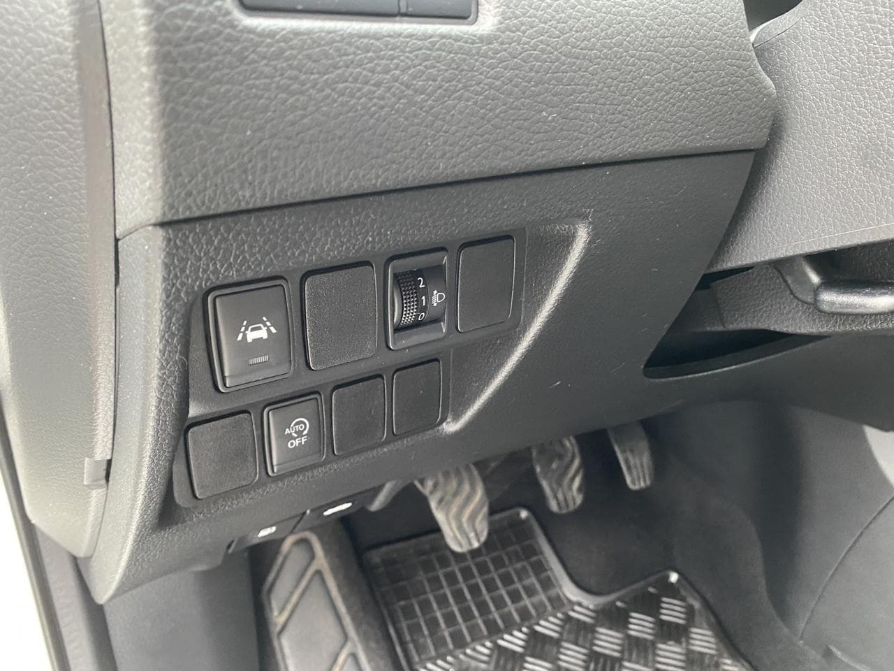 2018 Nissan QASHQAI - 16