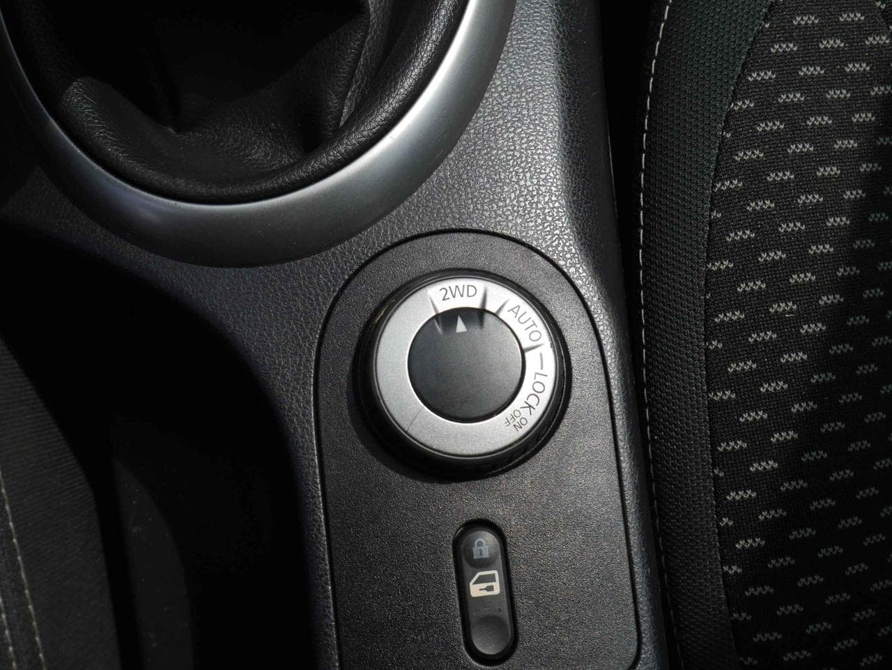 2009 Nissan QASHQAI - 30