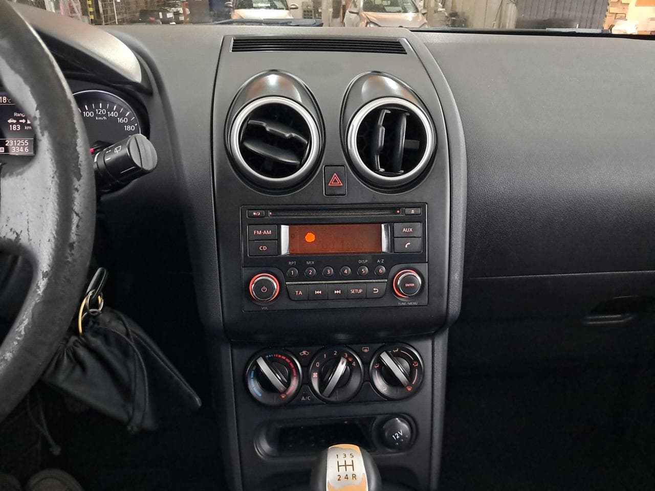 2012 Nissan QASHQAI - 18