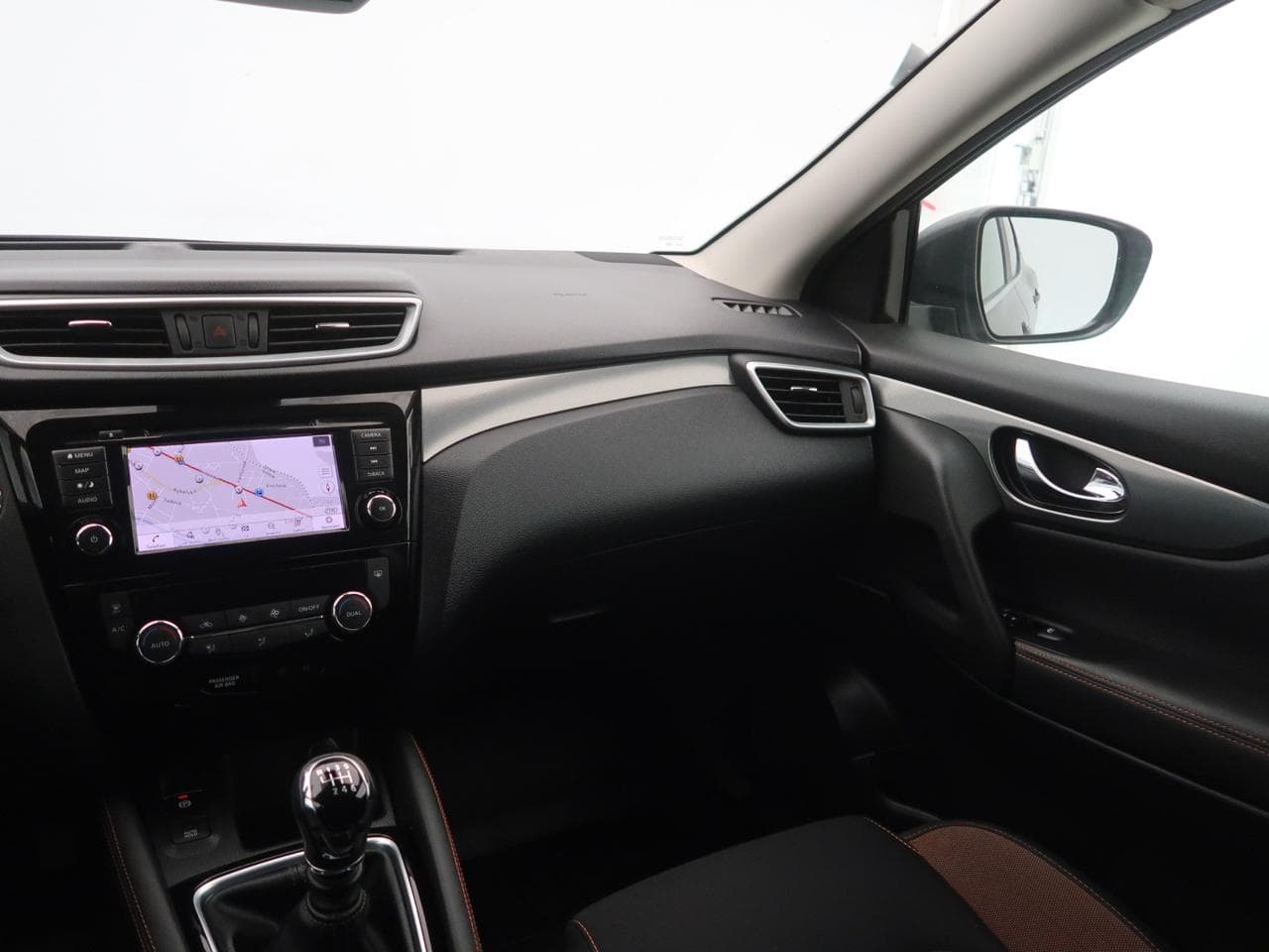 2019 Nissan QASHQAI - 11