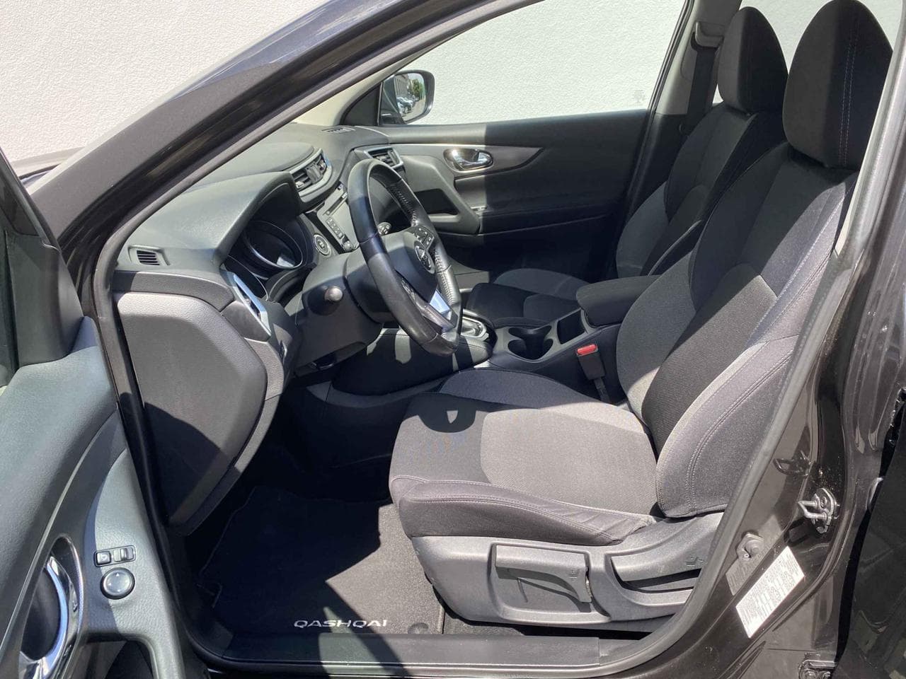 2017 Nissan QASHQAI - 17
