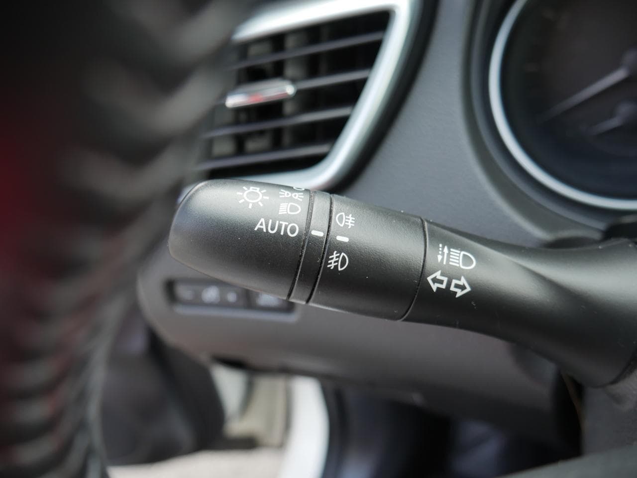 2019 Nissan QASHQAI - 28