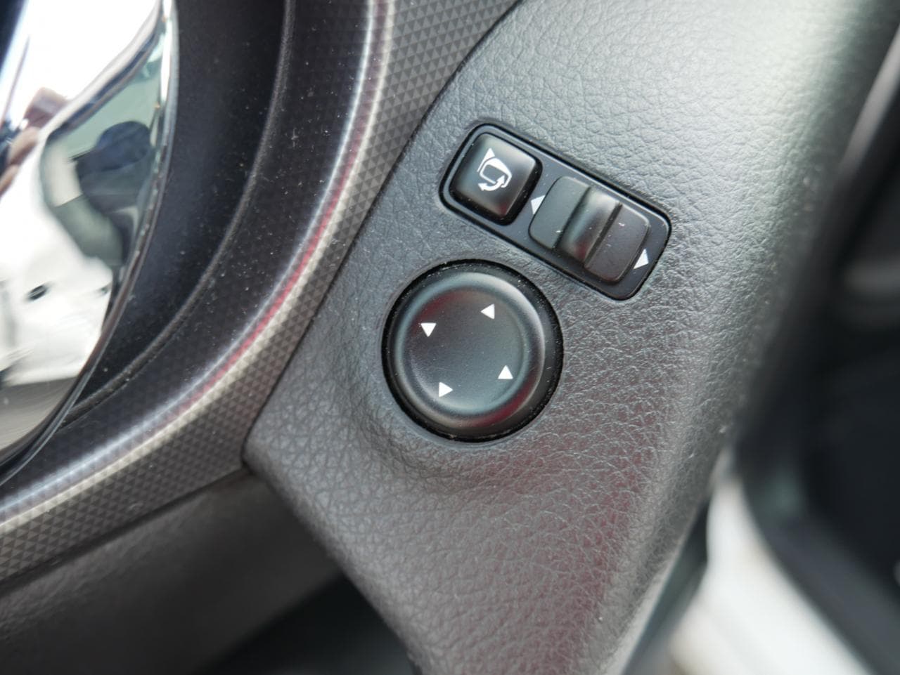 2019 Nissan QASHQAI - 24