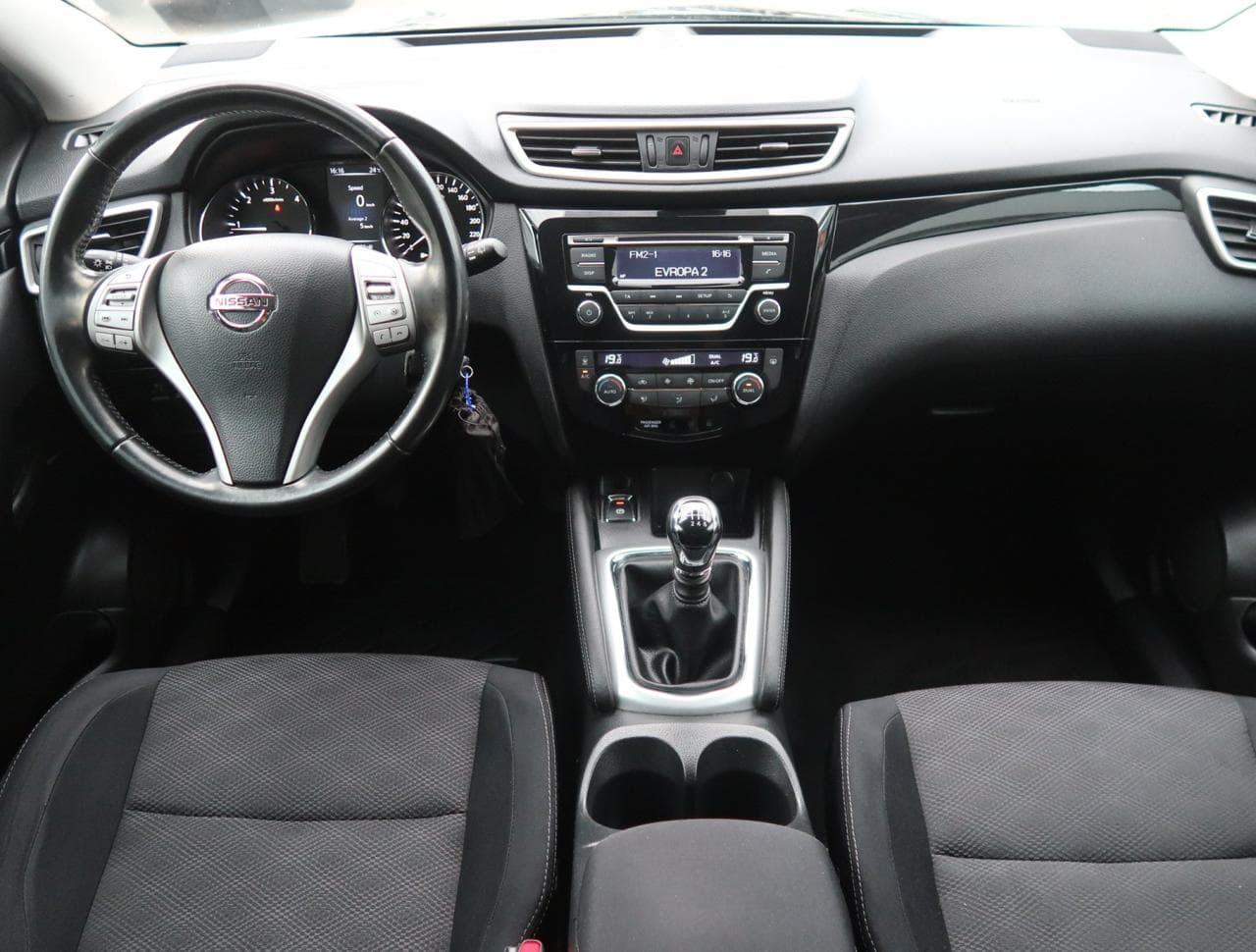 2014 Nissan QASHQAI - 18