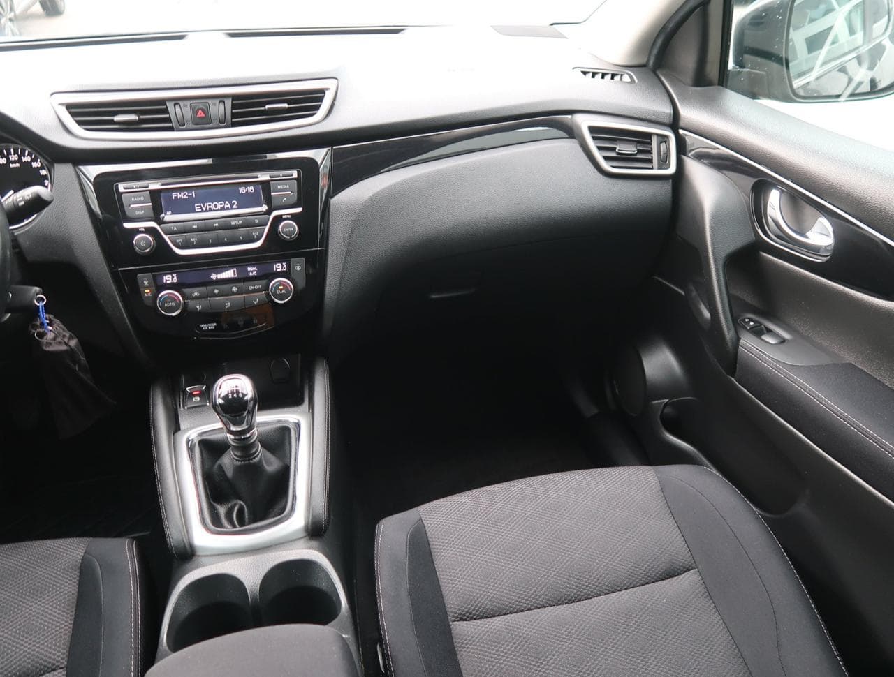 2014 Nissan QASHQAI - 20