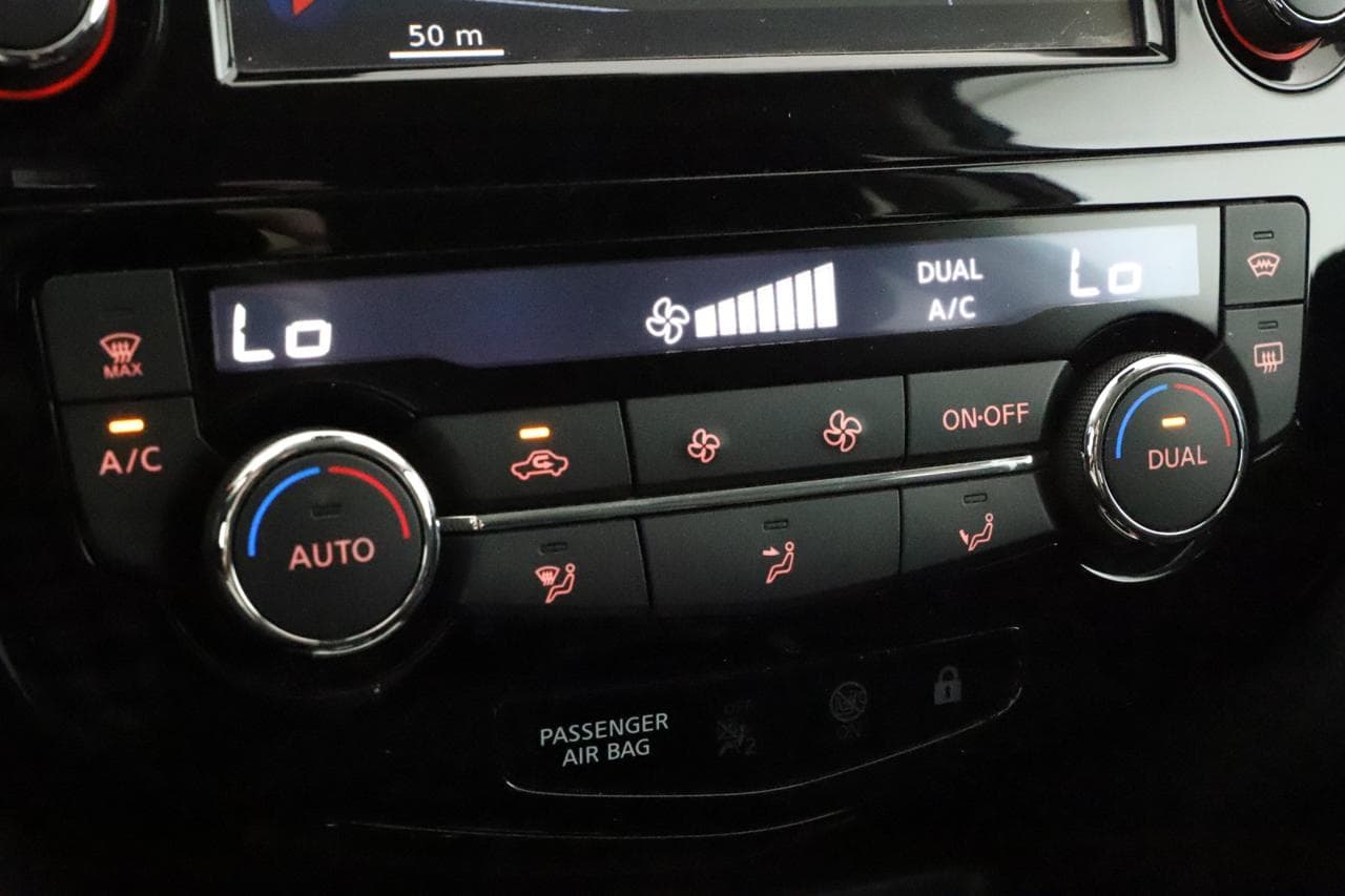 2017 Nissan QASHQAI - 30
