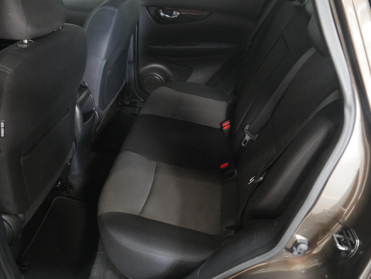 2016 Nissan QASHQAI - 18