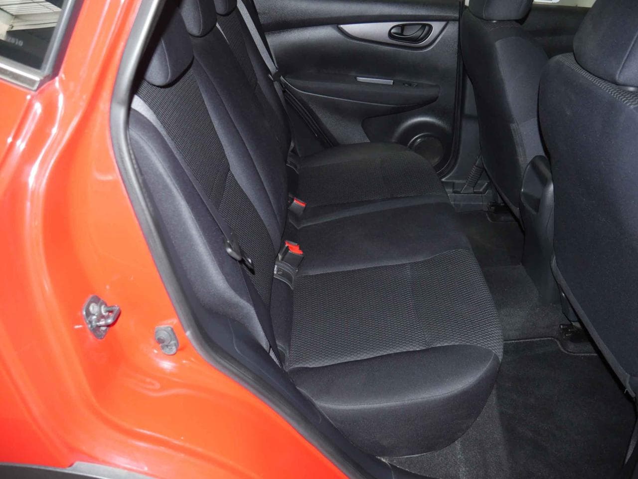 2016 Nissan QASHQAI - 11