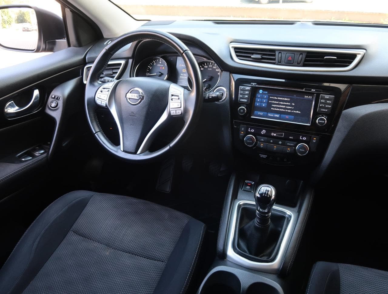 2015 Nissan QASHQAI - 9