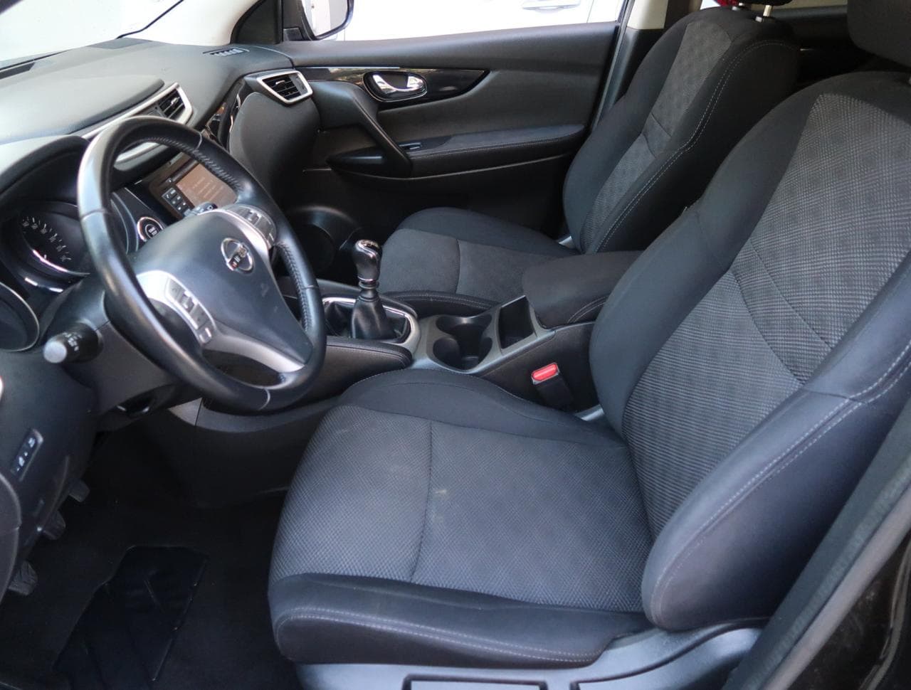 2015 Nissan QASHQAI - 16