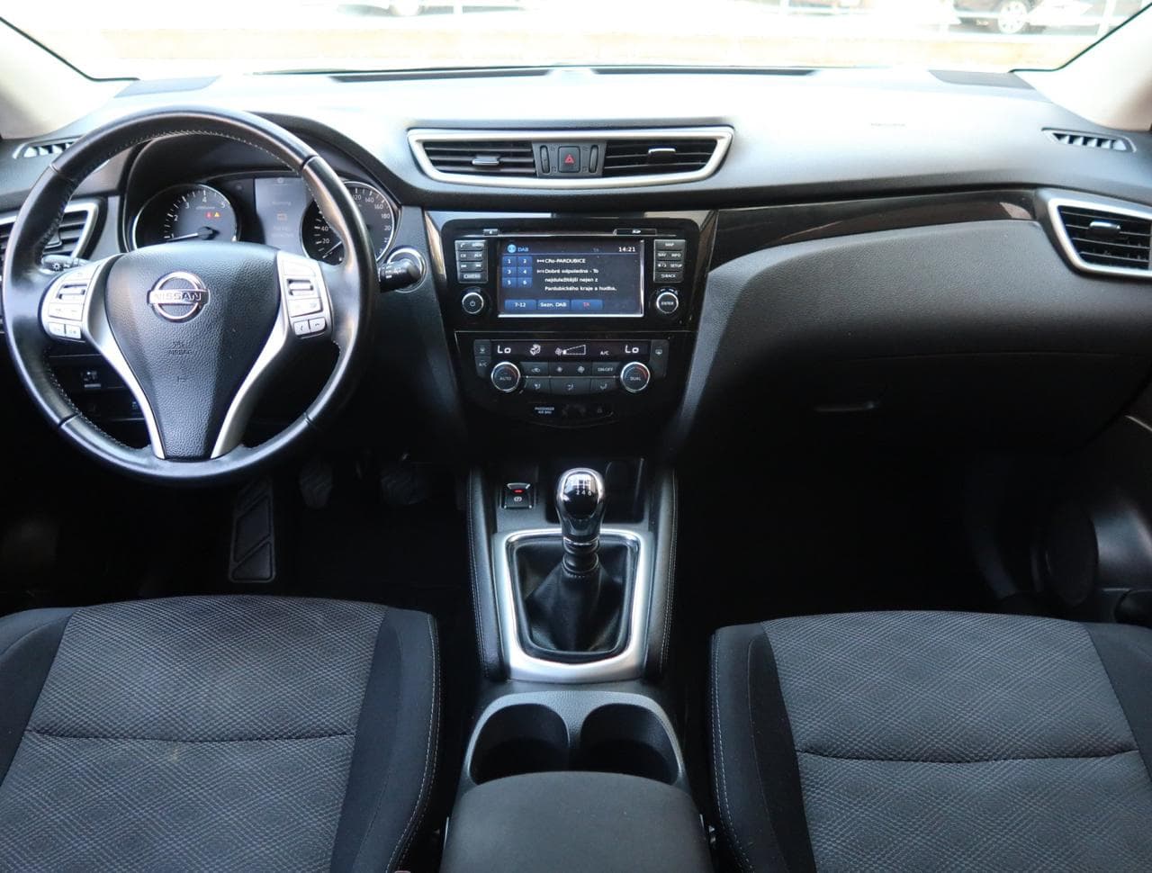 2015 Nissan QASHQAI - 10