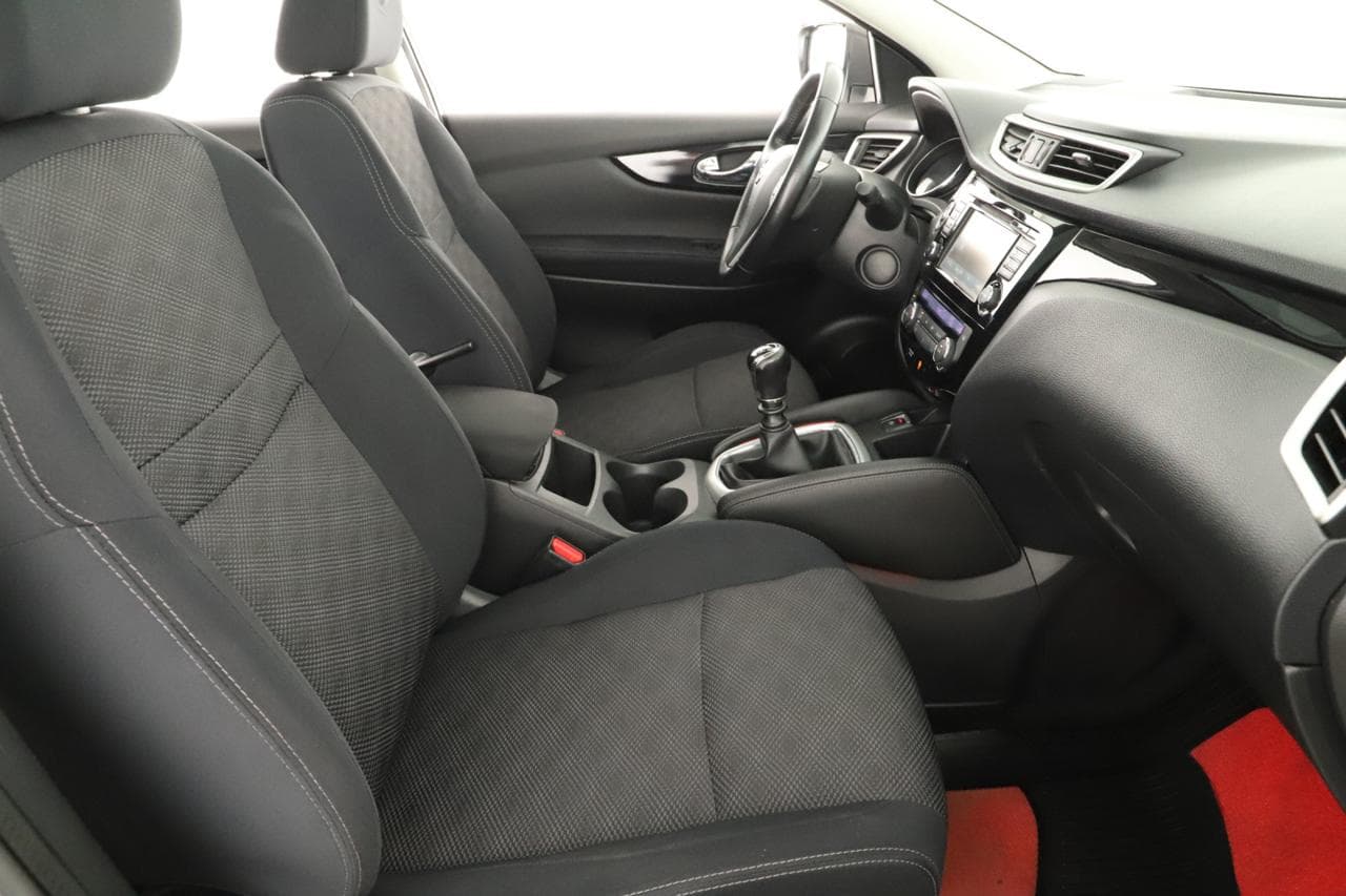 2015 Nissan QASHQAI - 10