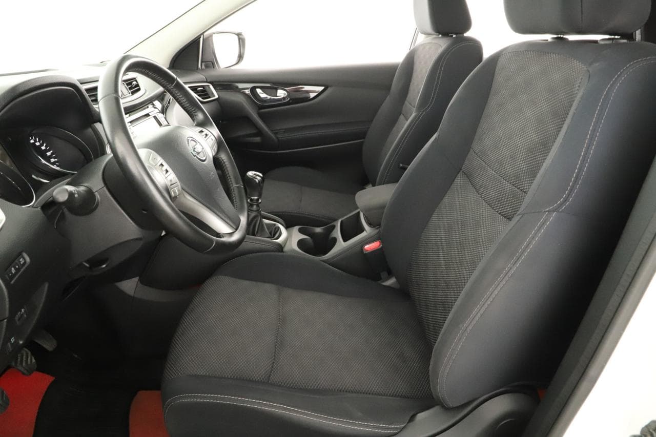 2015 Nissan QASHQAI - 13