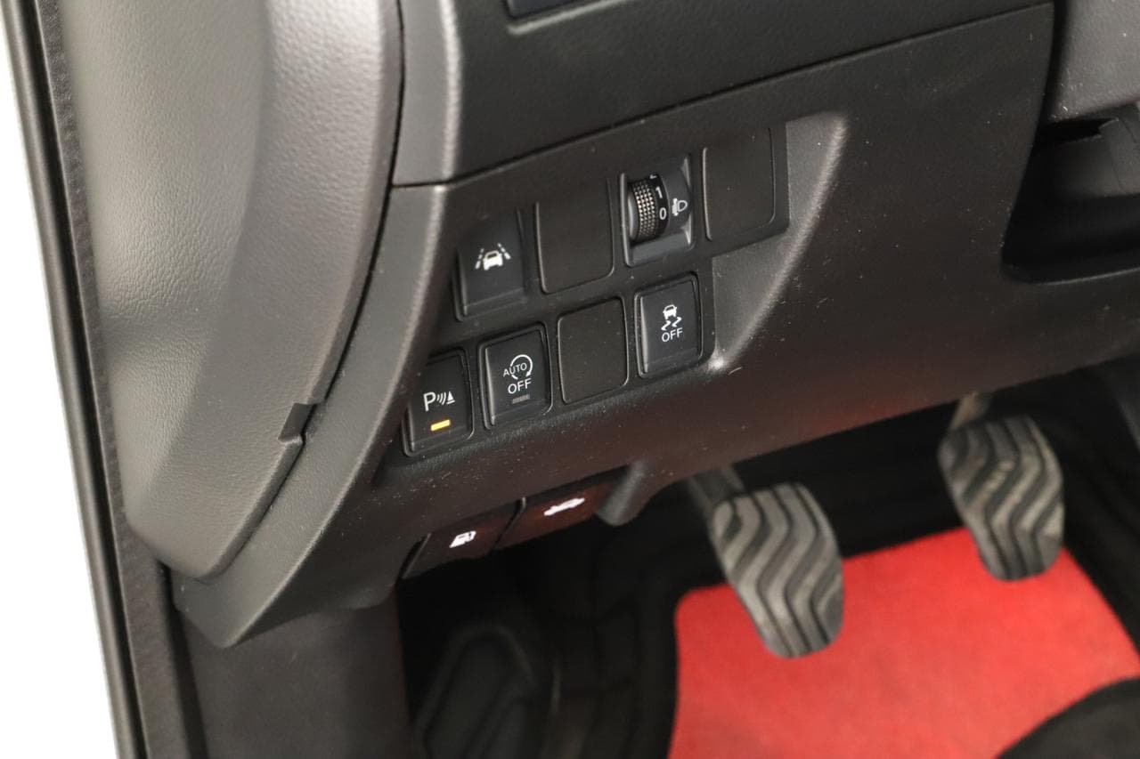 2015 Nissan QASHQAI - 17