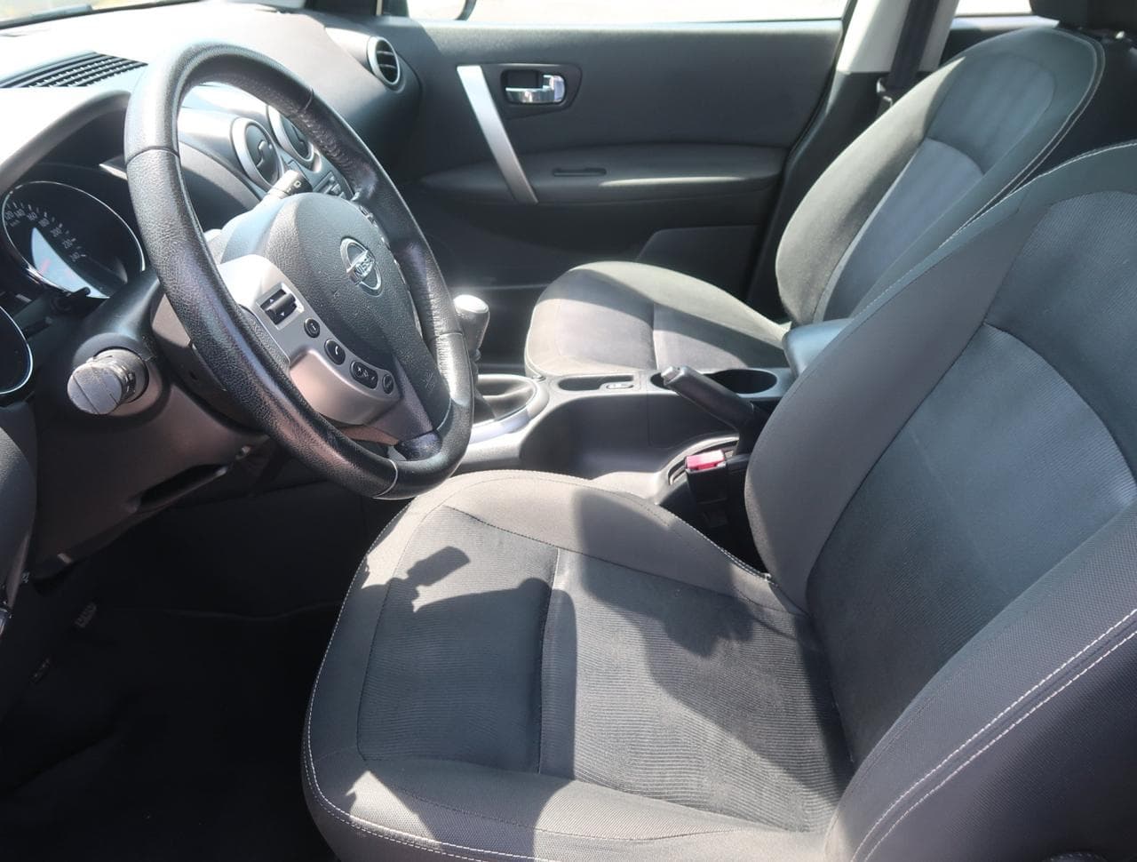 2012 Nissan QASHQAI - 27