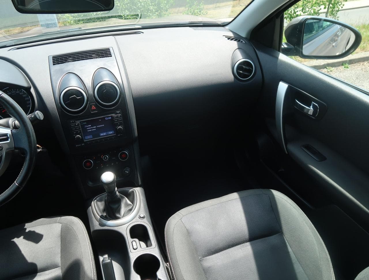 2012 Nissan QASHQAI - 19