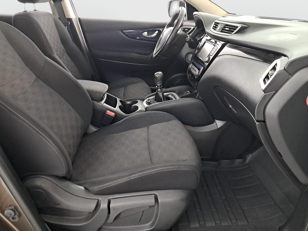 2016 Nissan QASHQAI - 23