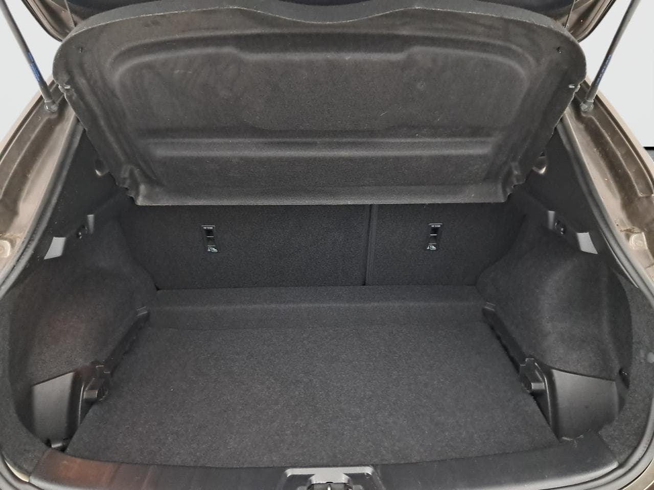2016 Nissan QASHQAI - 39