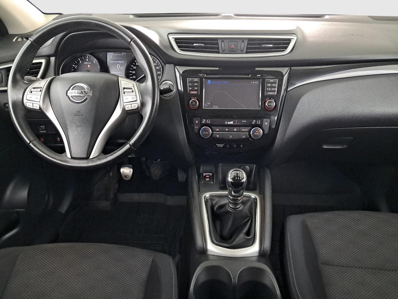 2016 Nissan QASHQAI - 19