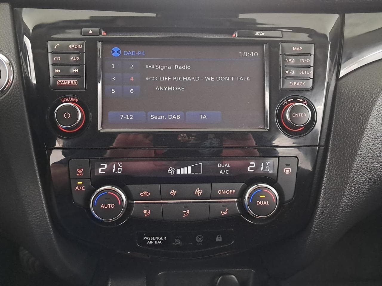 2016 Nissan QASHQAI - 35
