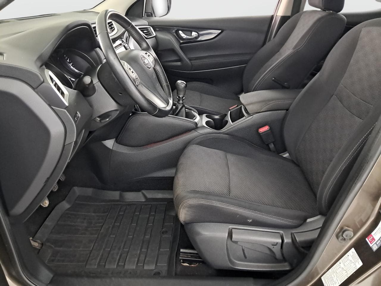 2016 Nissan QASHQAI - 31