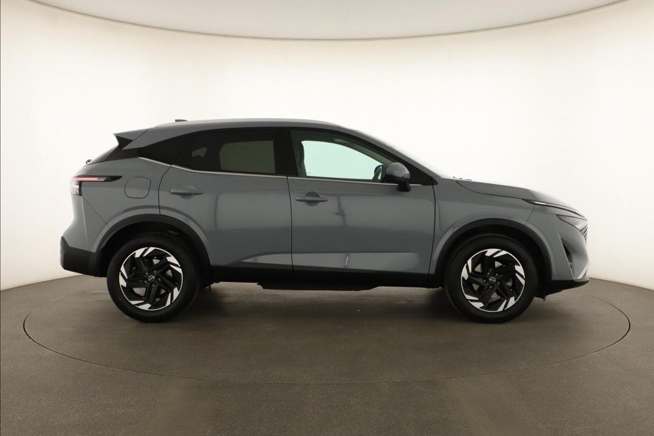 2025 Nissan QASHQAI - 8