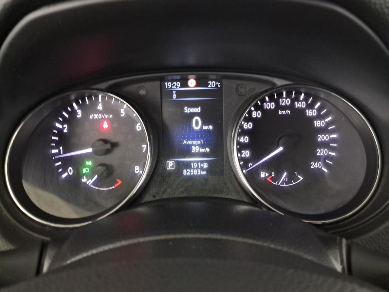 2017 Nissan QASHQAI - 17