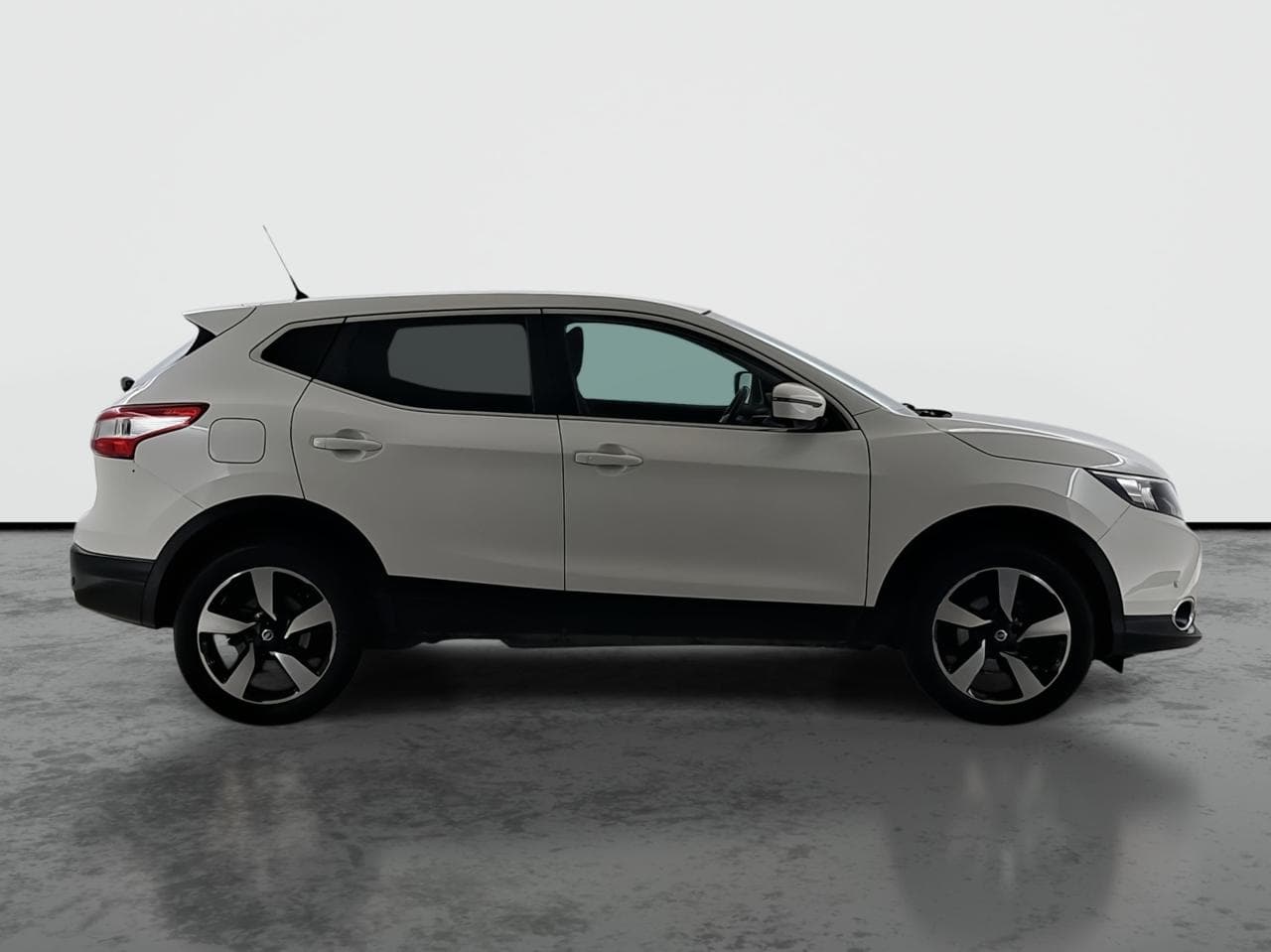 2017 Nissan QASHQAI - 8