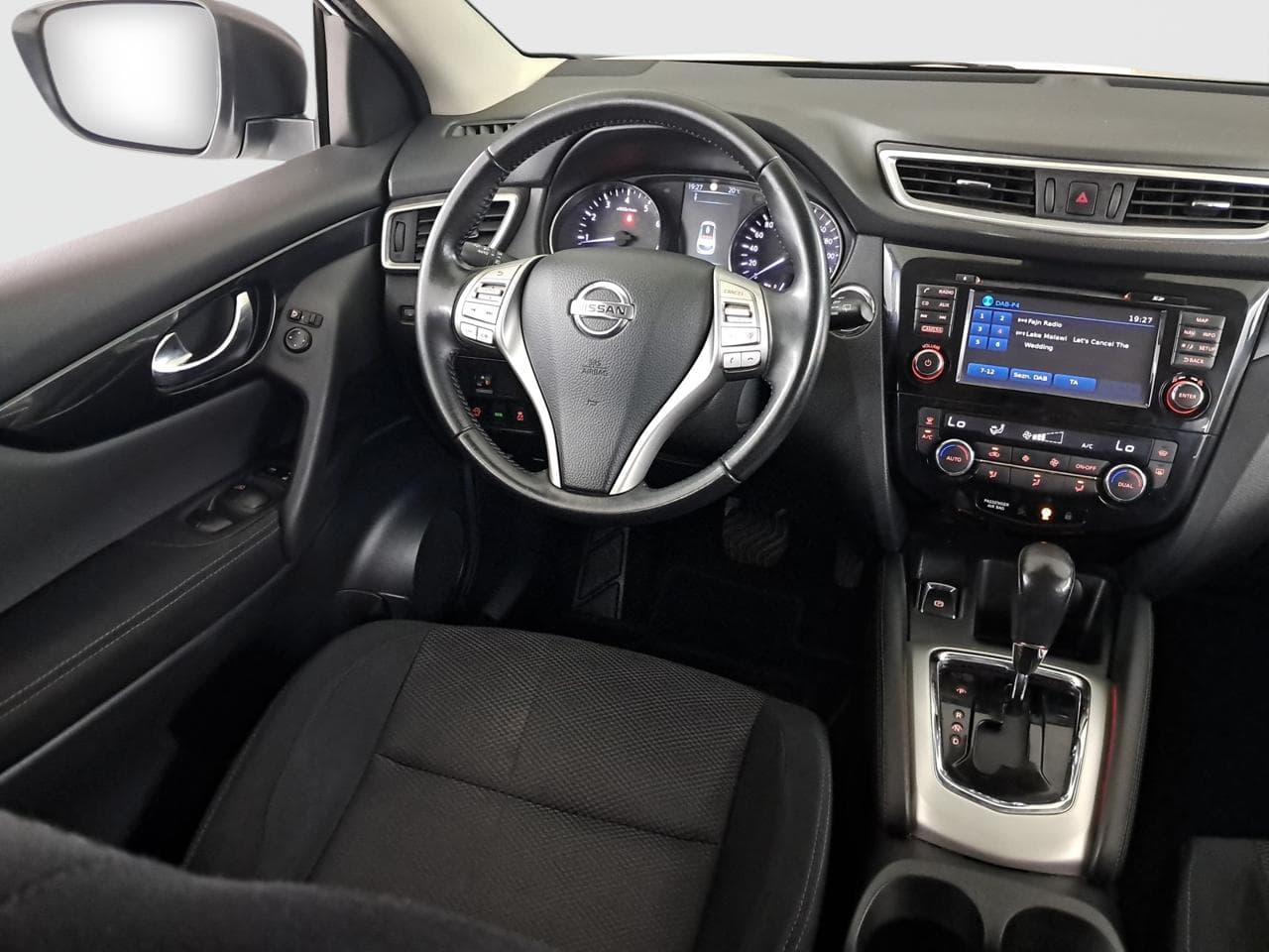 2017 Nissan QASHQAI - 9
