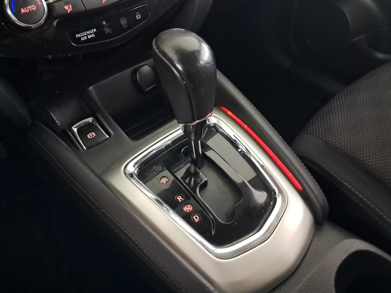 2017 Nissan QASHQAI - 19